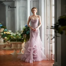 Finove вечернее платье Сексуальная Русалка без бретелек стиль линии спинки оборками Поезд длиной в Пол; с вышивкой бисером вечерние платья для женщин