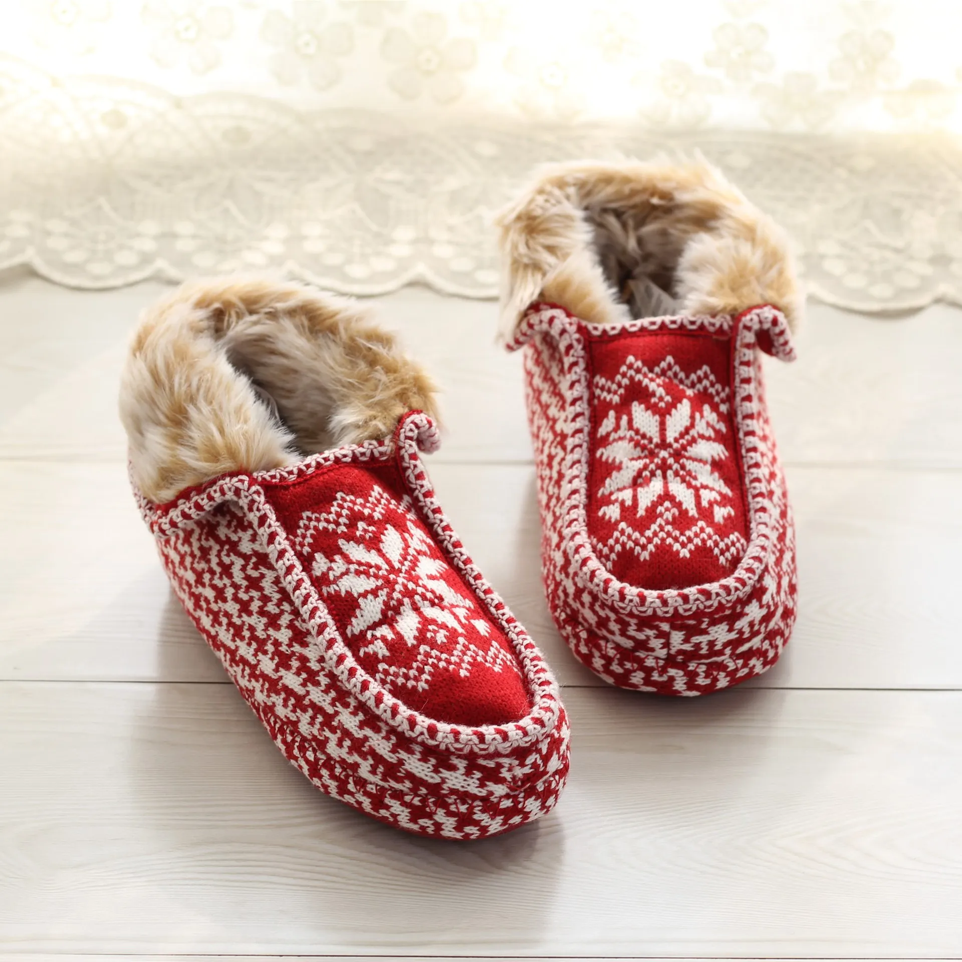 

Red Wool knitted fabric Winter shoes winter home slippers women shoes indoor slippers Leisure zapatillas de casa