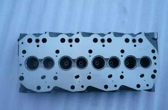 Головки цилиндров qd32 11039-vh002 дизель 8 В 4cyl для Nissan/forklifter Запчасти qd32