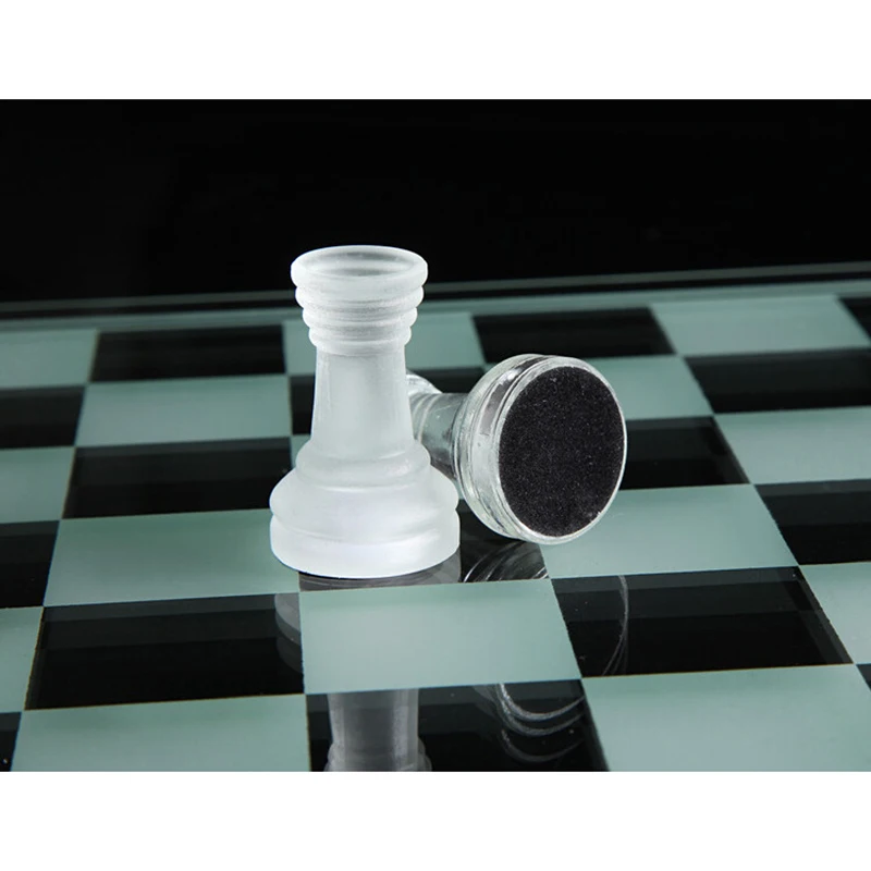 Free-shipping-2016-high-quality-Chess-Checker-Educational-International-glass-Chess-Pieces-beautiful-New-Solid-Glass (1)