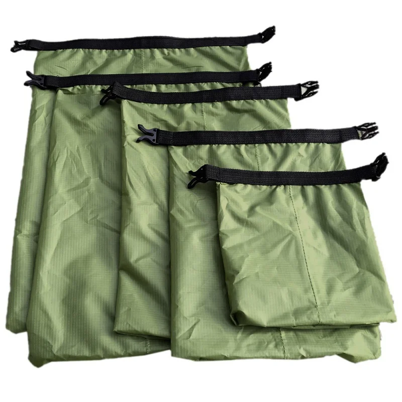 Conjunto de Natação ao ar Livre à Prova Seco com Alça Dwaterproof Água Bolsa Acampamento Rafting Armazenamento Ajustável Gancho Novo 5 Pçs um Mod. 204991
