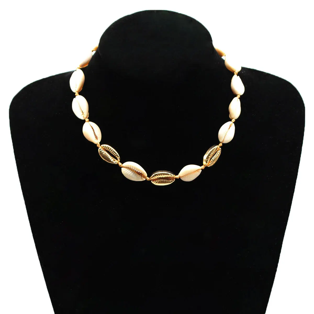 

Natural Shell Rope Chain Necklace Charms Women Gold Hand Woven Clavicle Choker Necklace Bohemian Jewelry