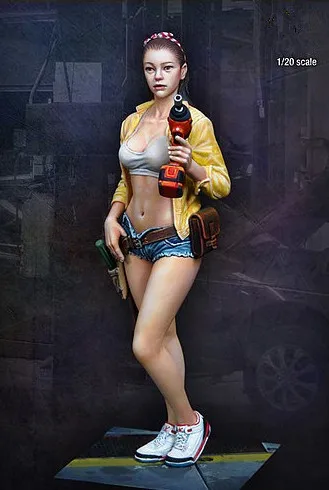

1/24 Scale Sexy Female Repairer Unpainted Resin Model Kit figure Free Shipping