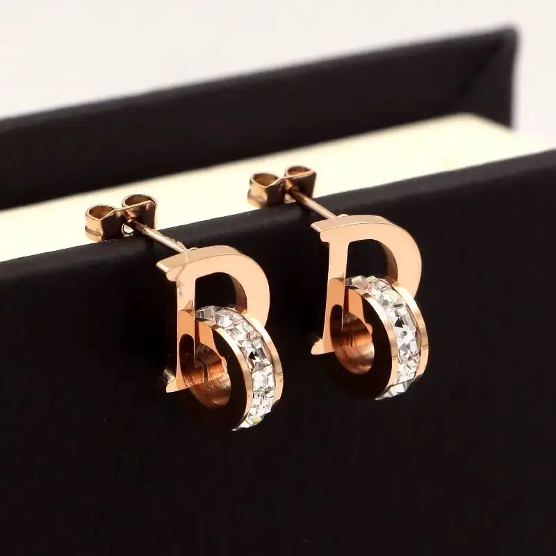 

2019 Small and Exquisite D Letters and Crystal for Women Titanium Steel Brand Jewelry Earrings Gift