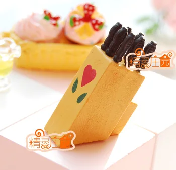 

MINI dollhouse miniature Mini furniture accessories for lovely heart-shaped simulation tool holster