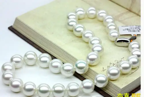 

Free Shipping >>>>> CLASSIC11- 12MM SOUTH SEA AAA WHITE ROUND PEARL NECKLACES 18INCH