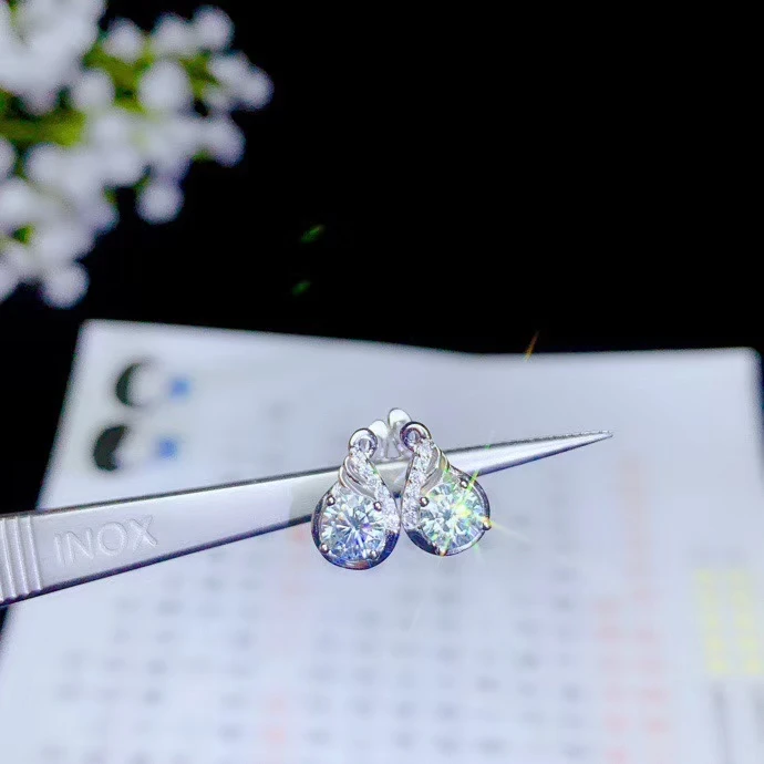 

dazzling moissanite gemstone earrings with attractive character women earrings 925 sterling silver earrings birthday gift