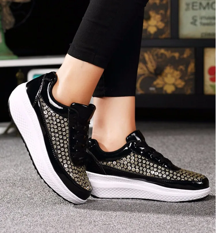 3295146718_1771385542