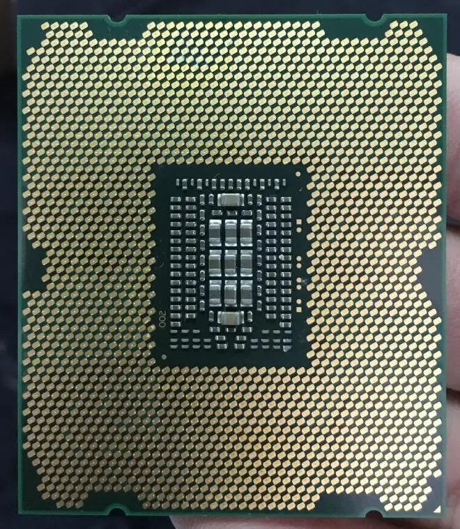 معالج إنتل زيون E5-2640 E5 2640 ستة النواة C2 سطح المكتب المعالج 100% العادي العمل CPU 2.5 LGA 2011 SROKR