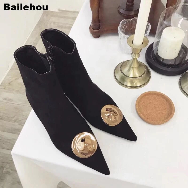 

Women Ankle Boots Metal Decor Pointed Toe Low Heel Women Shoes Suede Patchwork Winter Shoes Metal Buckle Short Boots Plaid Shoes