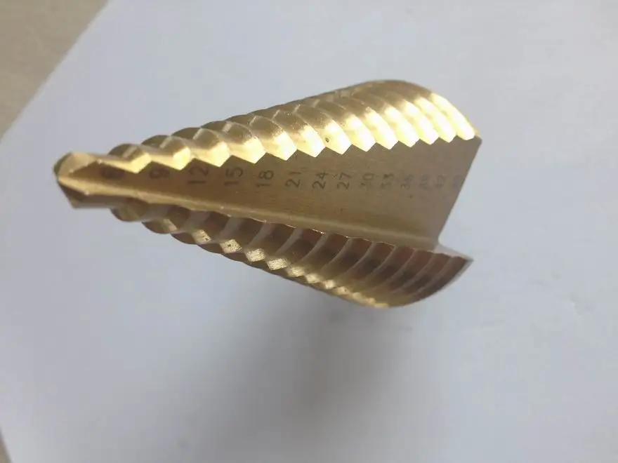 

1pc triangle shank 4-45mm HSS 4241 straight step Drill Bit Set core drill bit TIN Coated cone Step Drill Bit Set hole cutter