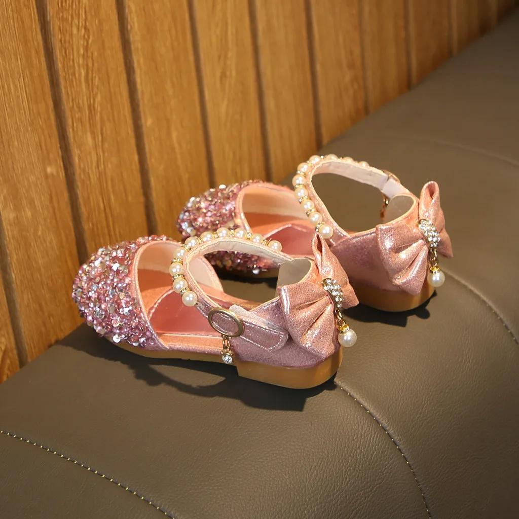 Летние босоножки для девочек ясельного возраста; жемчужная блестящая обувь для принцессы с бантом; сандалии