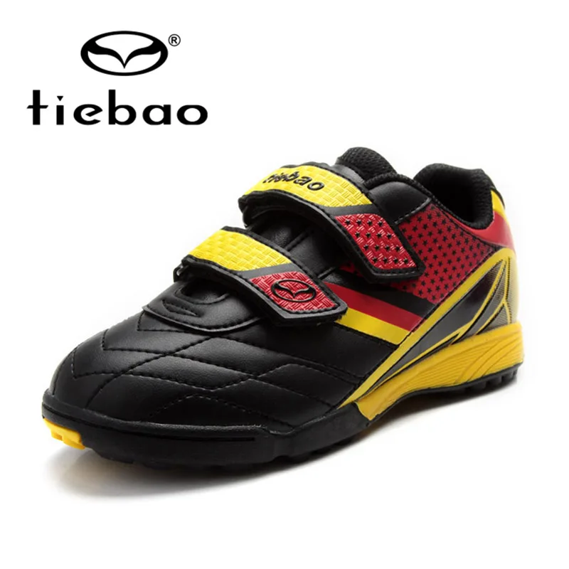 flag football turf shoes