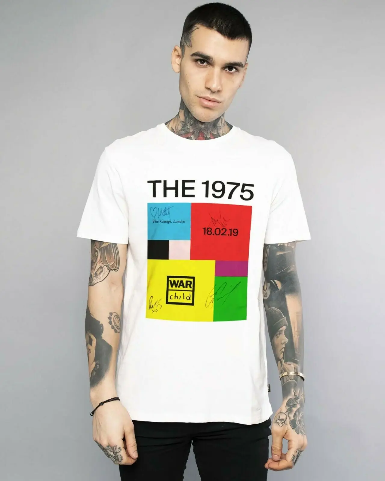 

The 1975 T-Shirt Signed by the Band UNISEX US Size S-3XL