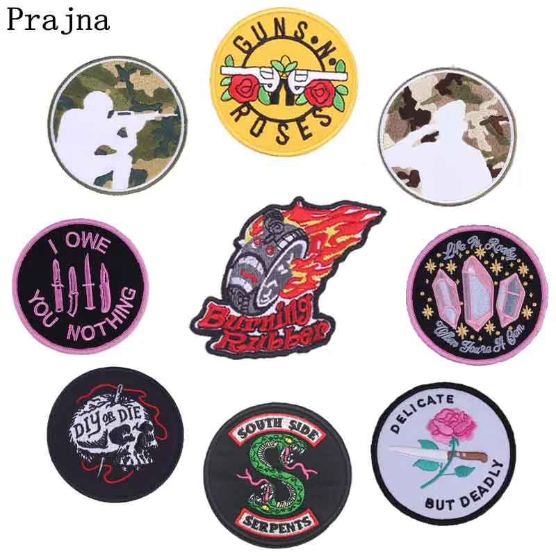

Prajna PUGB Star Wars C-3PO Robot Embroidered Iron on Patches For Clothes T-shirt Princess Leia Apparel Sew Applique Stickers E