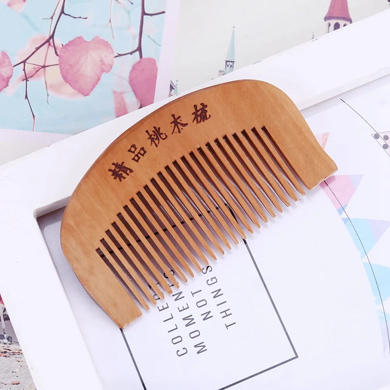 

1PC Practical Natural Wide Tooth Peach Wood No-Static Massage Hair Mahogany Comb Make Up Tools