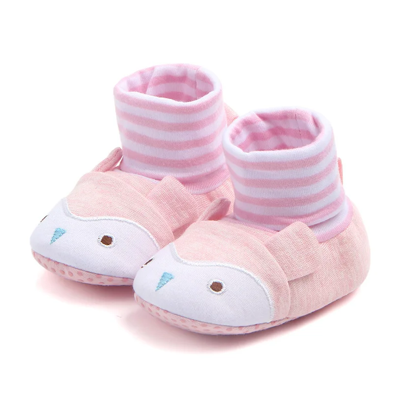 Новая обувь для малышей, теплые носки с милыми животными для новорожденных, с мягкой подошвой, с резиновой подошвой, 3 цвета