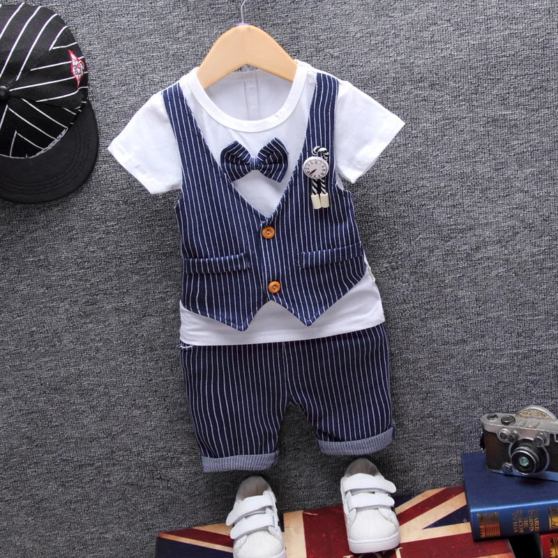 

DIIMUU 2PC Toddler Baby Boy Clothing Gentlemen Suits Kids Child Fake Vest Bow Tie Appliques Clock Cotton Striped Wedding Sets