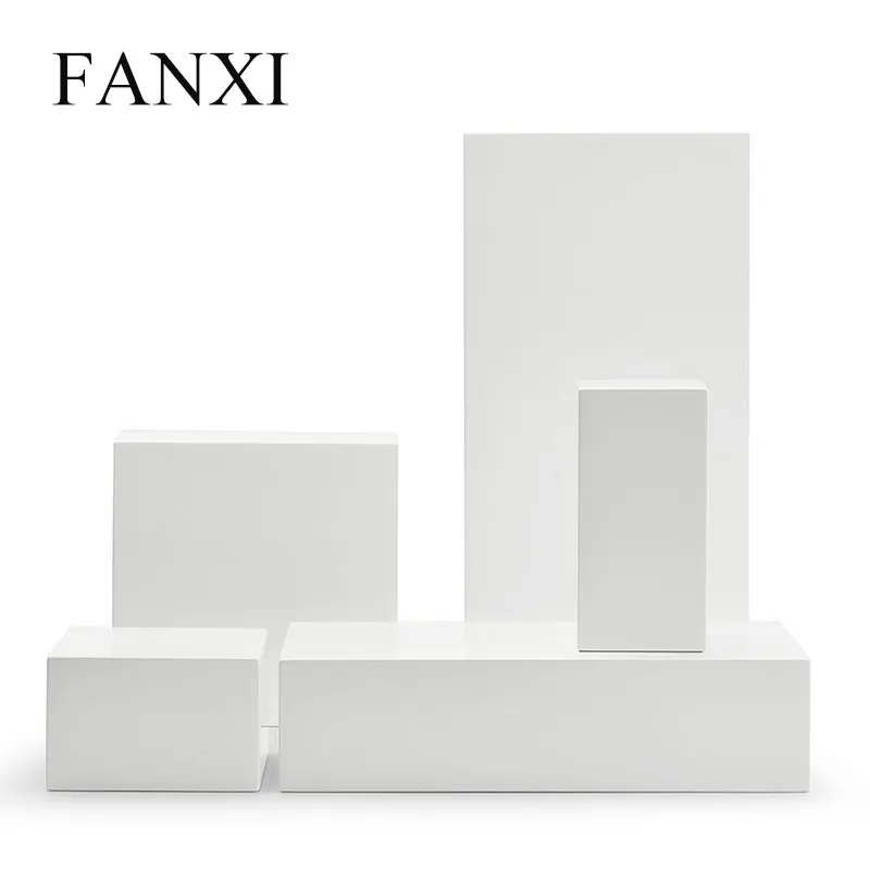  FANXI New Product White Jewelry Display Table Set Wooden Ring Bracelet Display Stand Earring Pendan