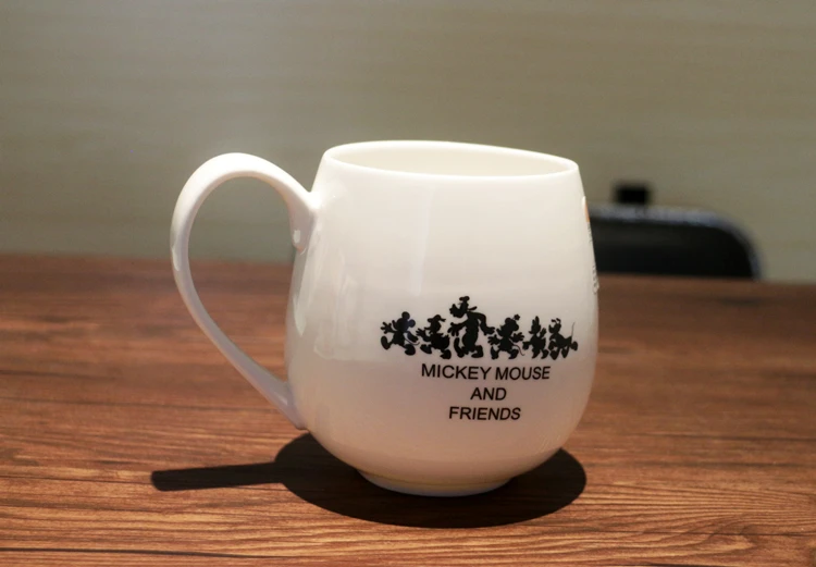 Cartoon-Mug-Mickey-Minnie-Ceramic-Coffee-Cup-320ml-Creative-Fashion-Couples-Mugs-Milk-Water-Cups-Cute (2)