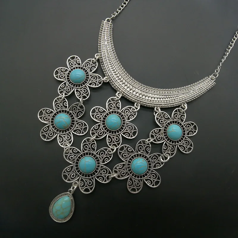 statement necklace