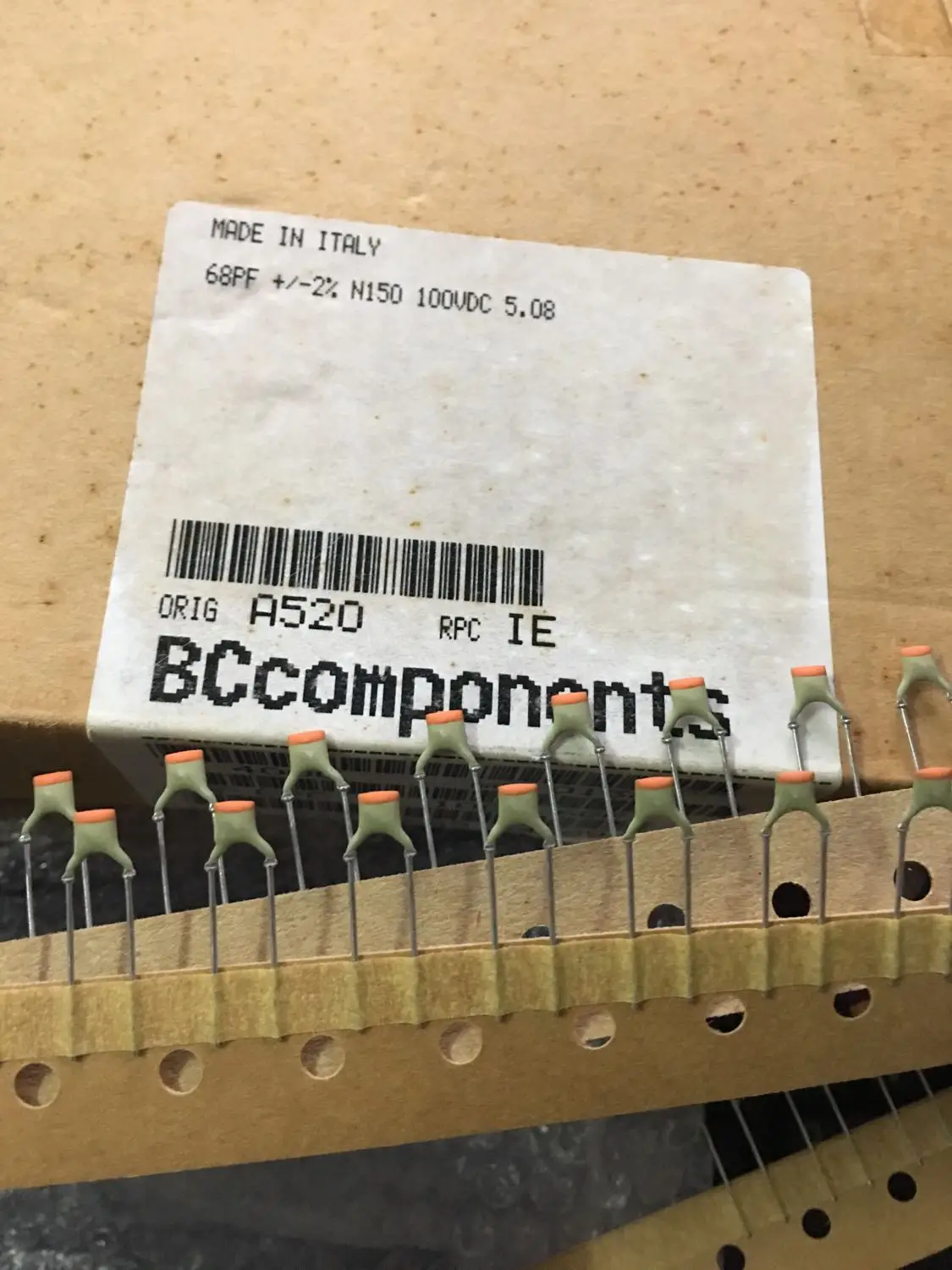 

2019 hot sale Holland BC 20PCS/50PCS 100V68PF 68PF 100V 68P High frequency silver film Ceramic capacitor P5 free shipping