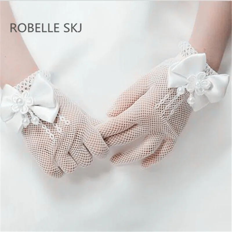CHILDS GLOVES IVORY ACCESSORIES