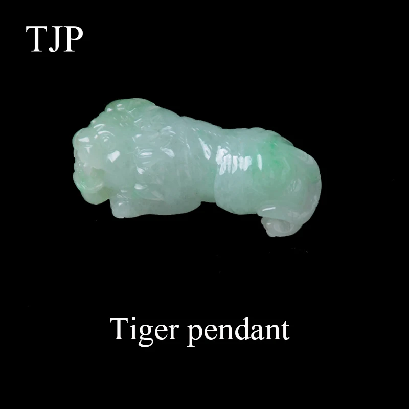 

Natural A cargo green Emerald Y18071622 Jade Tiger accessories Authentic pendant necklace size 35*14*13 Free shipping