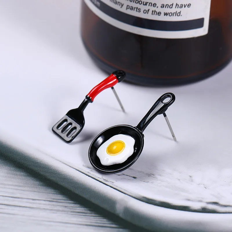 

Funny Shovel Pan Fried Egg Asymmetric Enamel Earrings Women's Fashion Creative Jewelry Personality Birthday Gifts For Girlfriend