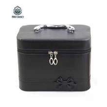 2017 Women Large Capacity Professional Makeup Organizer Fashion Toiletry Cosmetic Bag The Portable Bowknot Cosmetics Storage Box