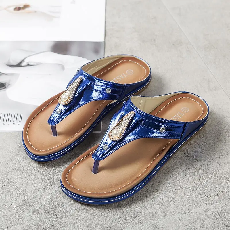 

Summer shoes woman 2019 new arrival outdoor women shoes slippers fashion rhinestone casual flip flops solid color beach shoes