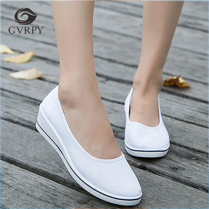 

Women Nurse Shoes Comfortable Female Medical Shoes Summer Hospital Soft Bottom Wedge Anti-Slip Doctor Nurses Footwear Work Shoes