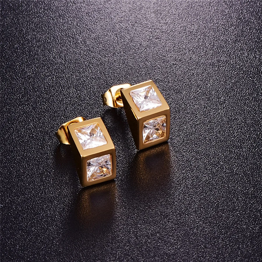 

Martick Simple Style Sparkling RhinestoneTriangle Stud Earrings For Women Birthday Present Bijoux Prevent Allergy E166