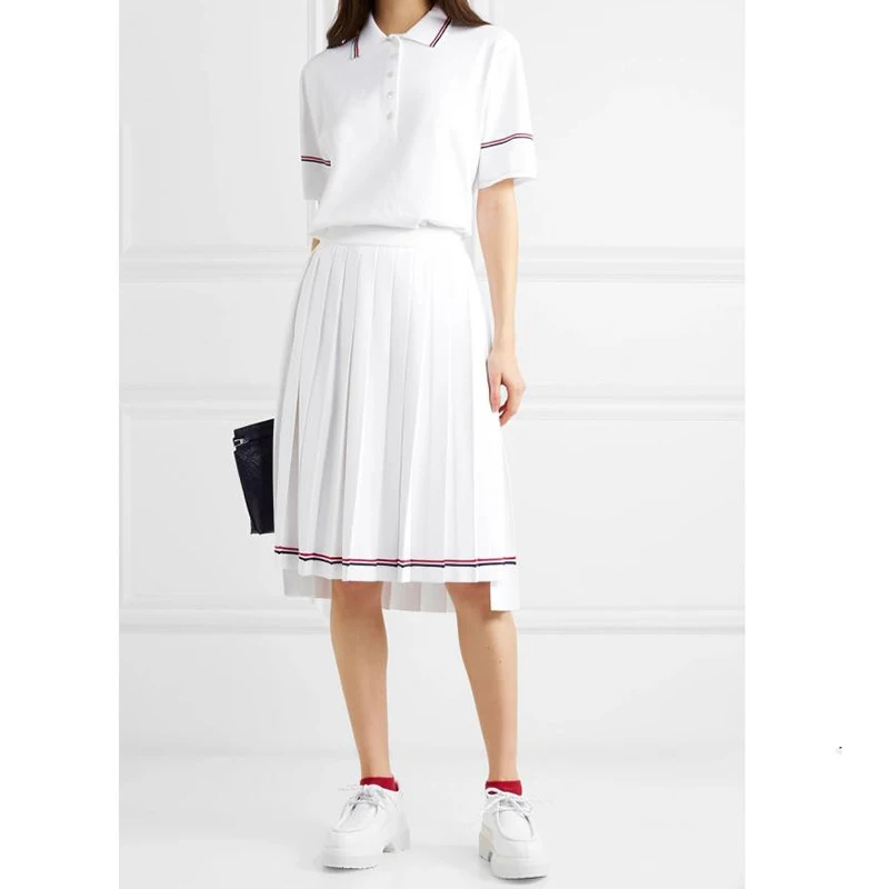 

Runway Causal Knitted 2 Piece Set 2019 Summer Turn-down Collar Pullover Short Sleeve T Shirt and Pleated Skirt Sweat Suits Women