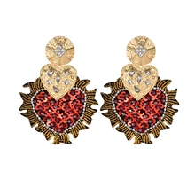 Винтажные серьги ручной работы с бусинами в виде черного сердца, Модные Разноцветные серьги-гвоздики в форме Красного цветка для женщин, ювелирные изделия оптом