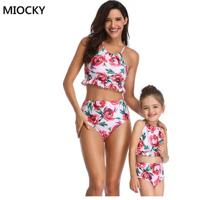 

Mother Daughter Swimwear 2019 Floral Print 2pcs Set Bikini Set Beachwear Bathing Suit Mom and Daughter Swimsuit Family Kit E0153