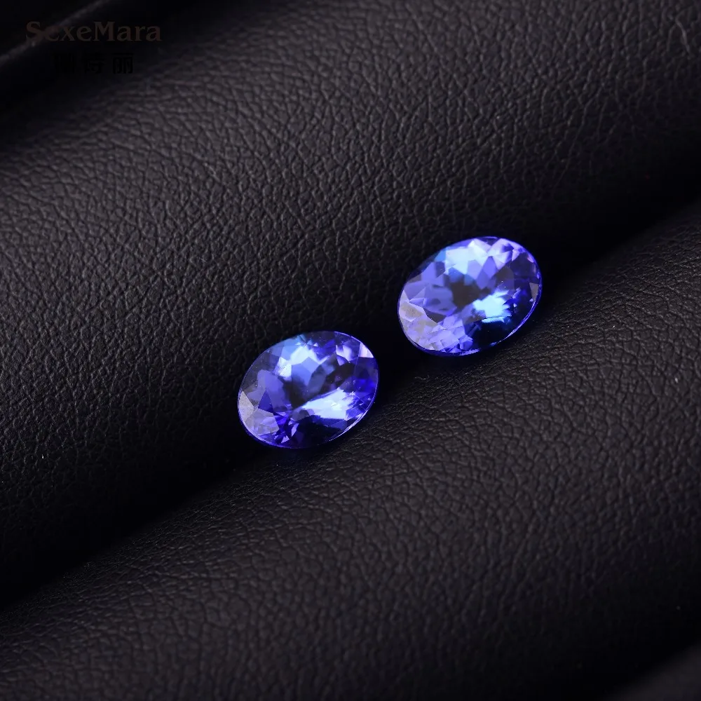 

Total weight 3.9ct blue tanzanstone round cutting
