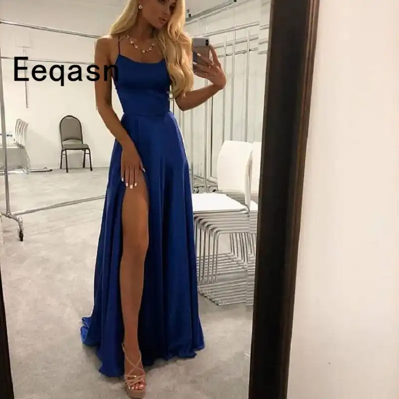 vestido com fenda para formatura