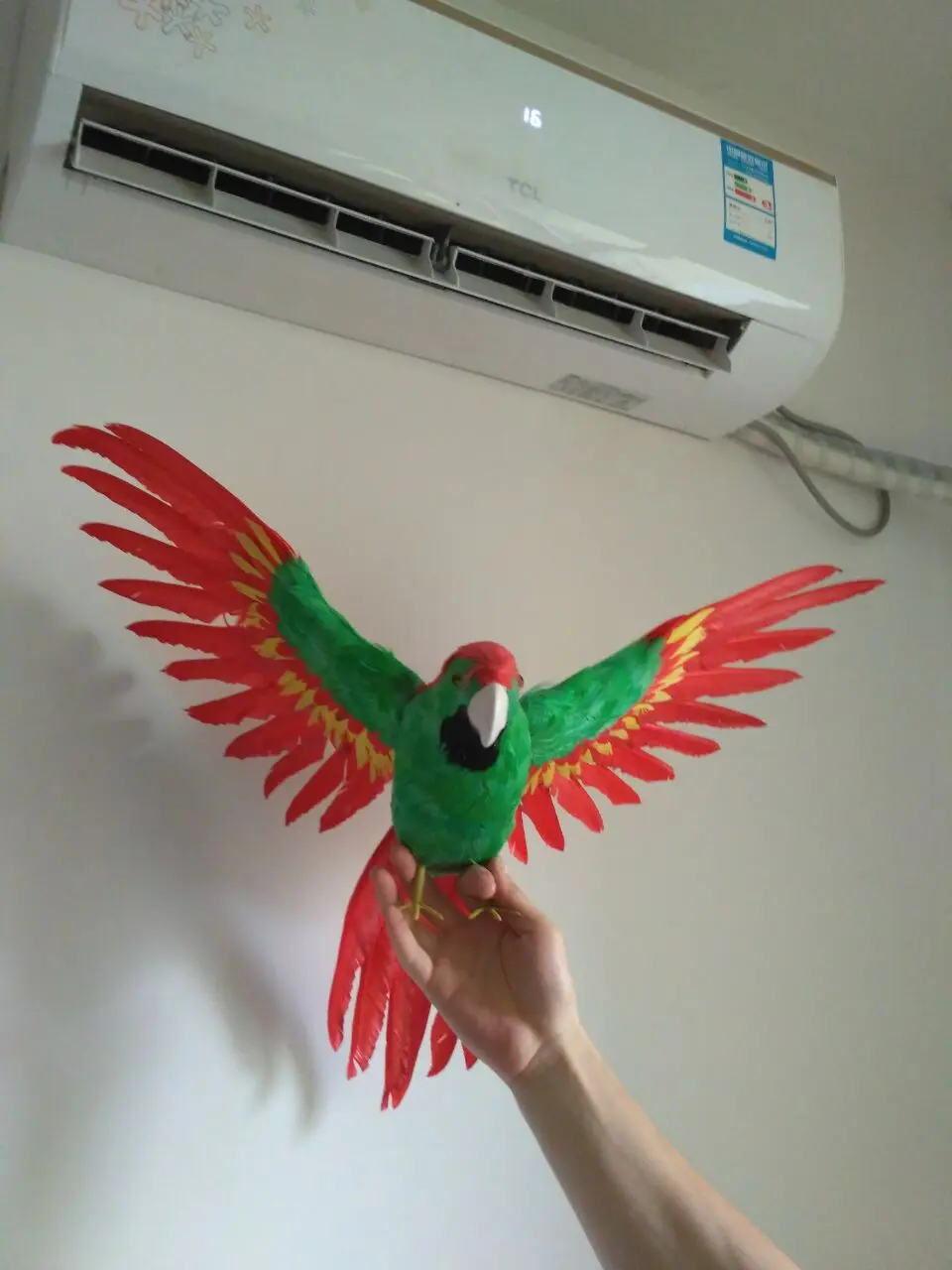 big-simulation-red-green-parrot-model-foam-feather-wings-parrot-model-gift-about-60x40cm-1548