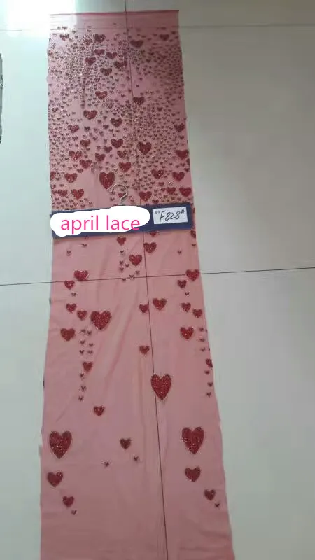 

5 ярдов f828 винно-красное сердце узор склеенный принт блестящая сетка тюль сетка кружева для модного дизайнера/свадьбы/Вечеринки