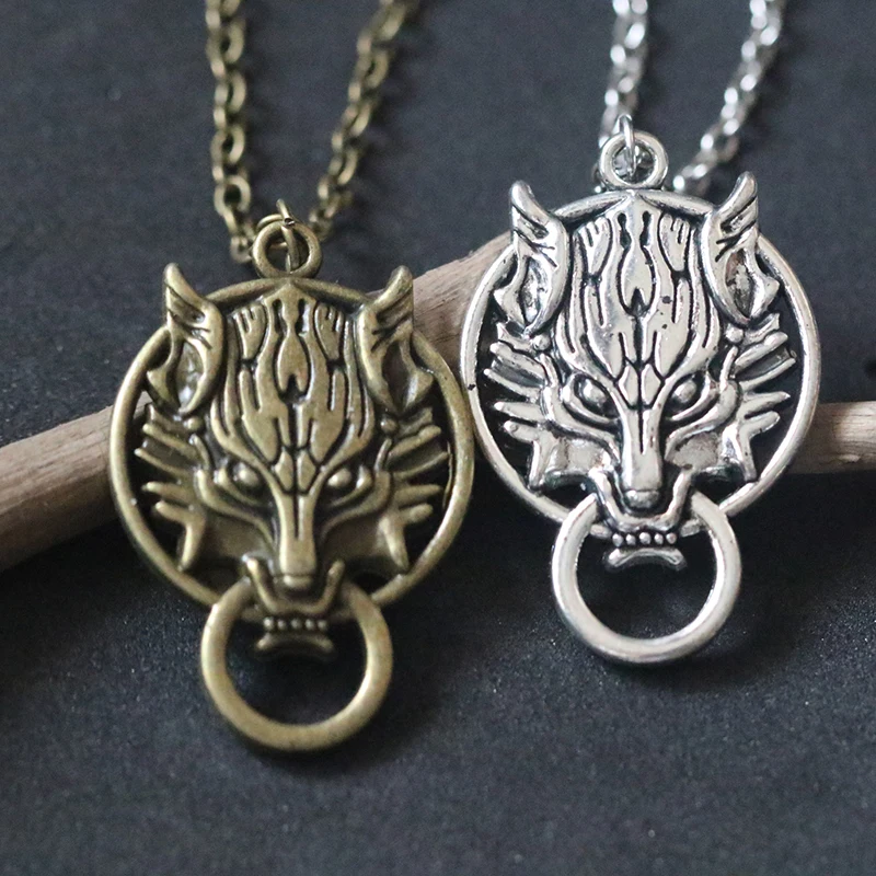 

Wolf Necklaces Vintage Antique Bronze Silver Color Pendant Necklace Movie Choker Collier Bijoux Holiday gift Gothic Jewelry