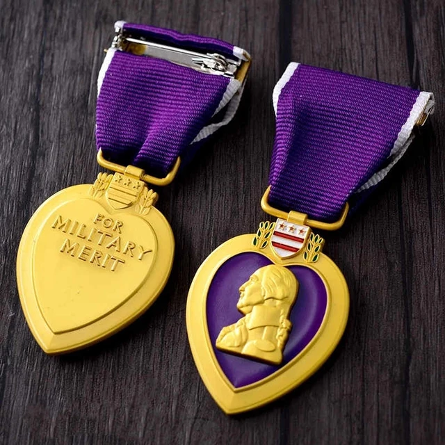 Médaille militaire de l'armée américaine de qualité supérieure, cœur  violet, badge de poitrine de clection, médailles de poitrine avec  décoration de boîte à ruban - AliExpress