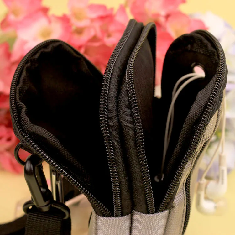 4590534979_470049989