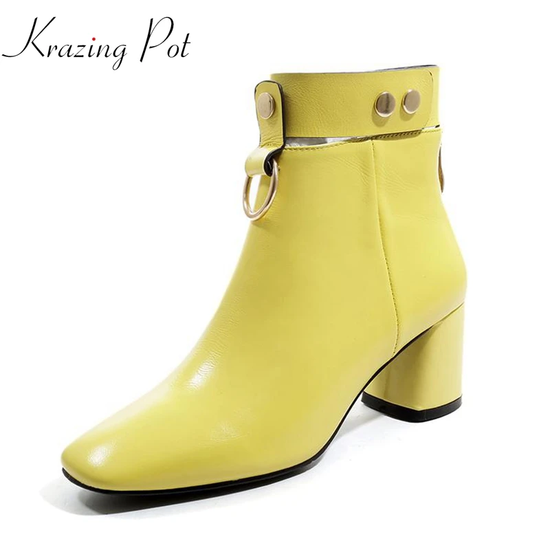 

Krazing Pot 2019 genuine leather square toe streetwear plus size British school round buckle rivets yellow color ankle boots L02