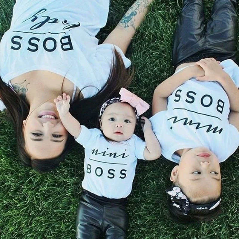 K211 Семья босс и мини-платье с надписью Boss принт хлопковая футболка для мамы и дочки или сына; Фамили-лук;