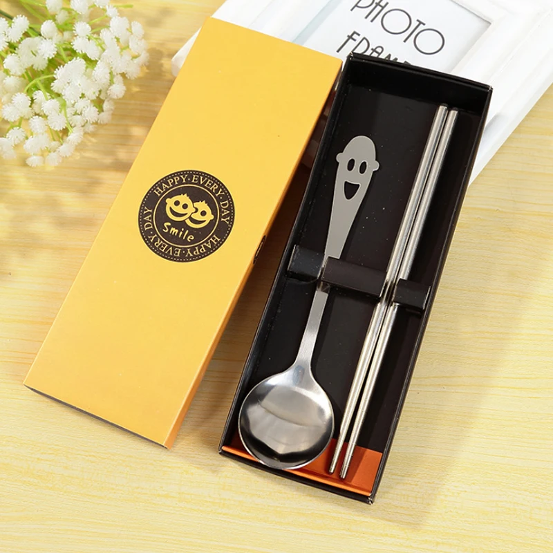 

1Set New Gift Cutlery Set Useful Stainless Steel Household Smile Tableware Exquisite Solid Color Cute