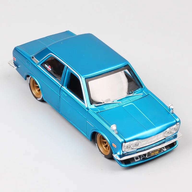 Классические весы Maisto 1/24 Nissan Datsun 510 1600 Bluebird 1971 металлические модели литья под давлением автомобили игрушки транспорт Миниатюрные для детей