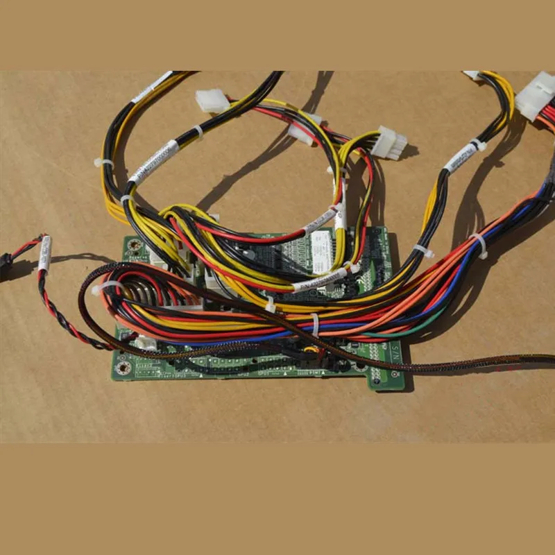 M1601T70 D PDB Server Power Distribution Board M1601 R525 G3 server ...