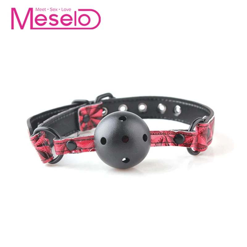 gag toy keeps your mouth open