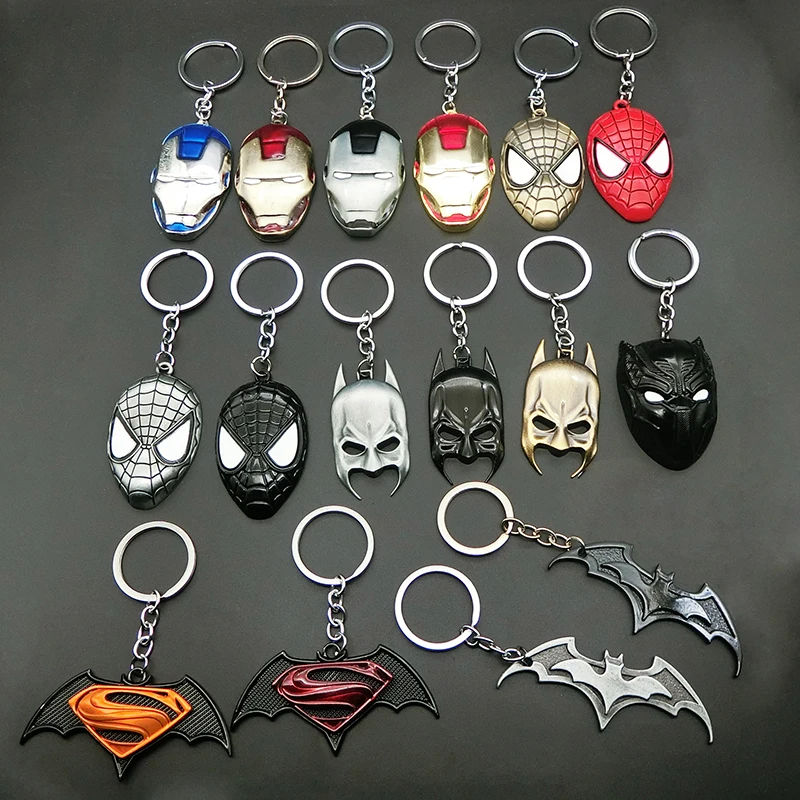 

2019 New Fashion Avenger Union Batman Iron Man Spiderman keychains For Bag Key Holder Charm Hanging pendant Car Key Chains